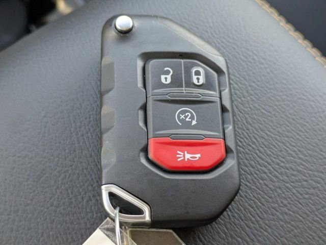 New 2025 Jeep Wrangler Unlimited Rubicon 392 image 25