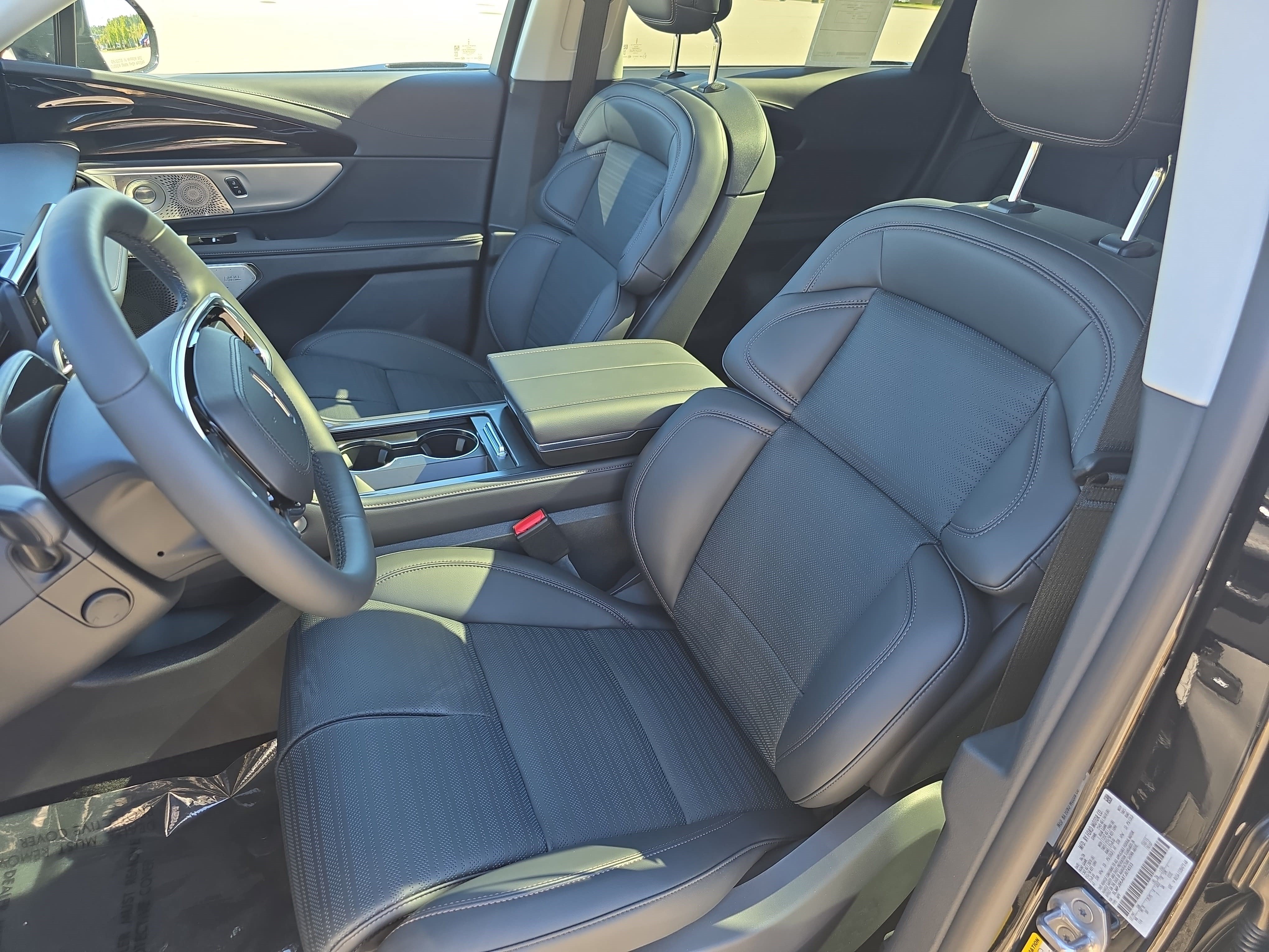 New 2026 Lincoln Nautilus Reserve AWD/4WD image 14