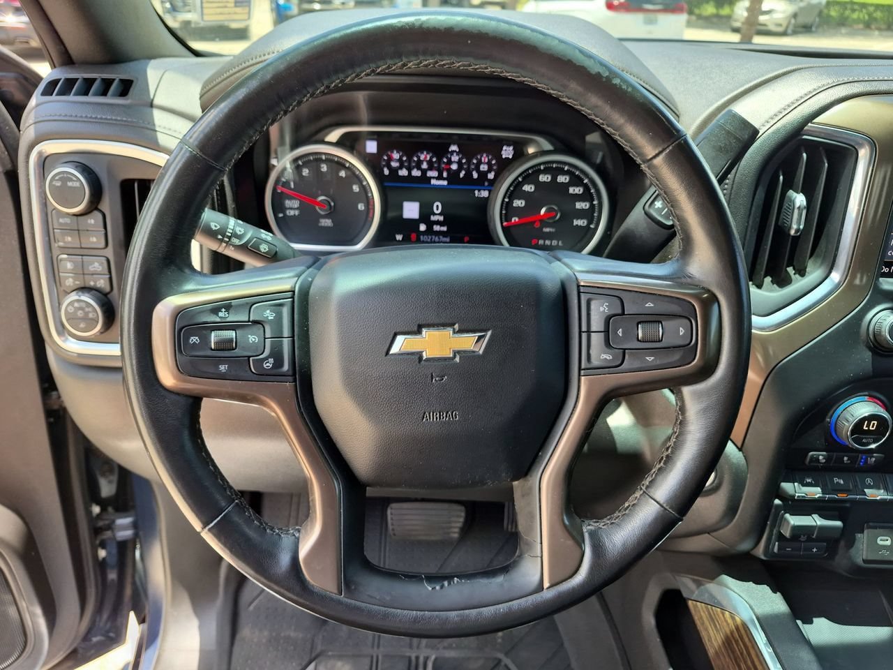 Used 2020 Chevrolet Silverado 1500 High Country w/ Technology Package AWD/4WD image 11