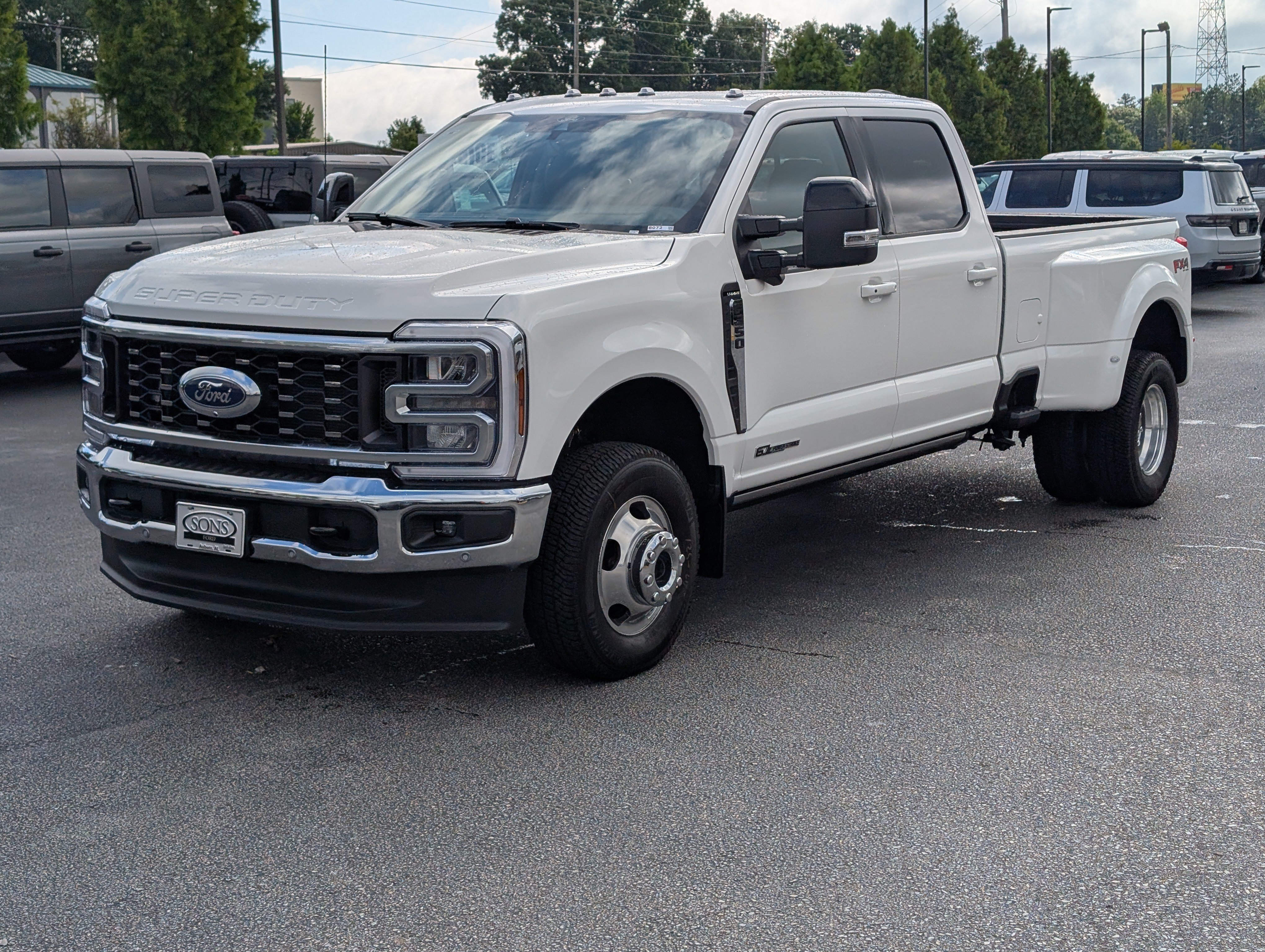 New 2026 Ford F350 Lariat w/ Lariat Ultimate Package AWD/4WD image 2