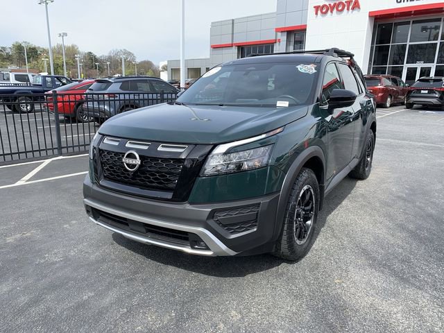 Used 2024 Nissan Pathfinder Rock Creek AWD/4WD image 4