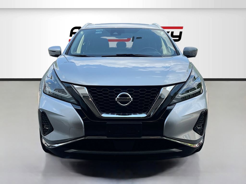 Used 2021 Nissan Murano Platinum w/ Cargo Package FWD image 2