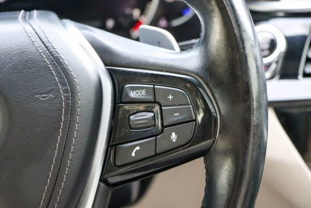 Used 2017 BMW 540i xDrive image 30