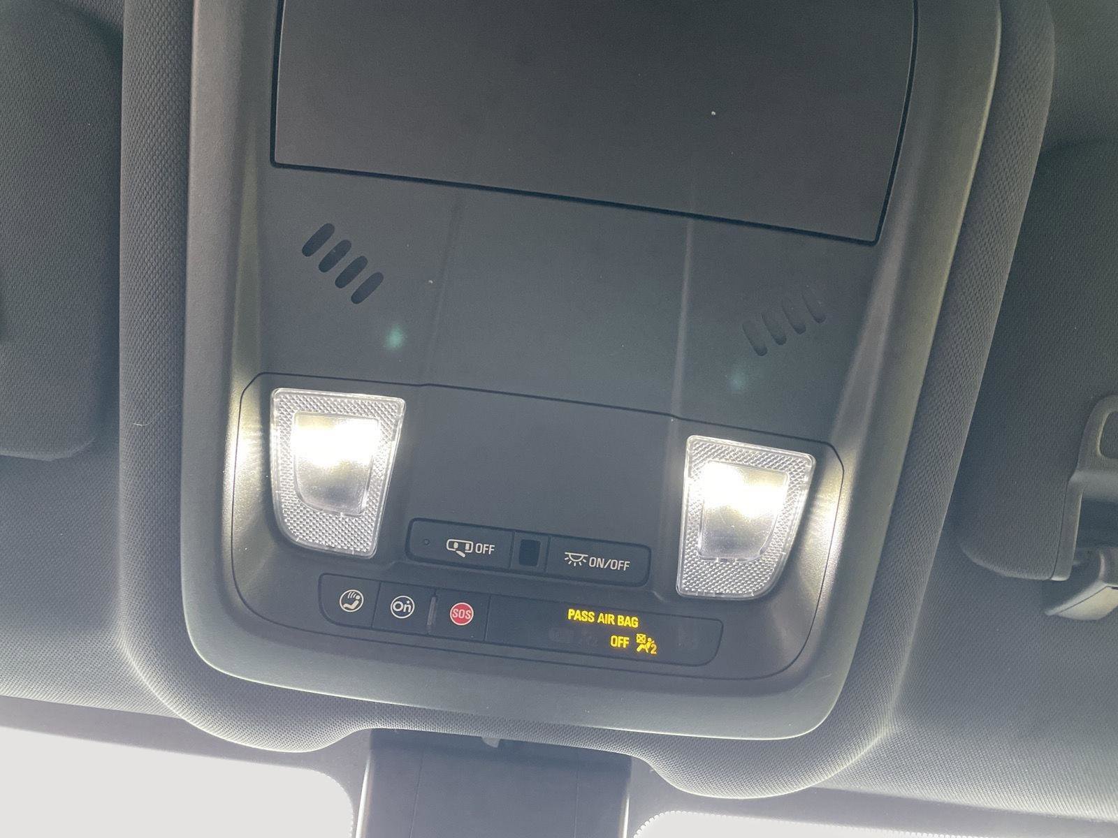 Used 2023 Chevrolet Equinox RS image 28