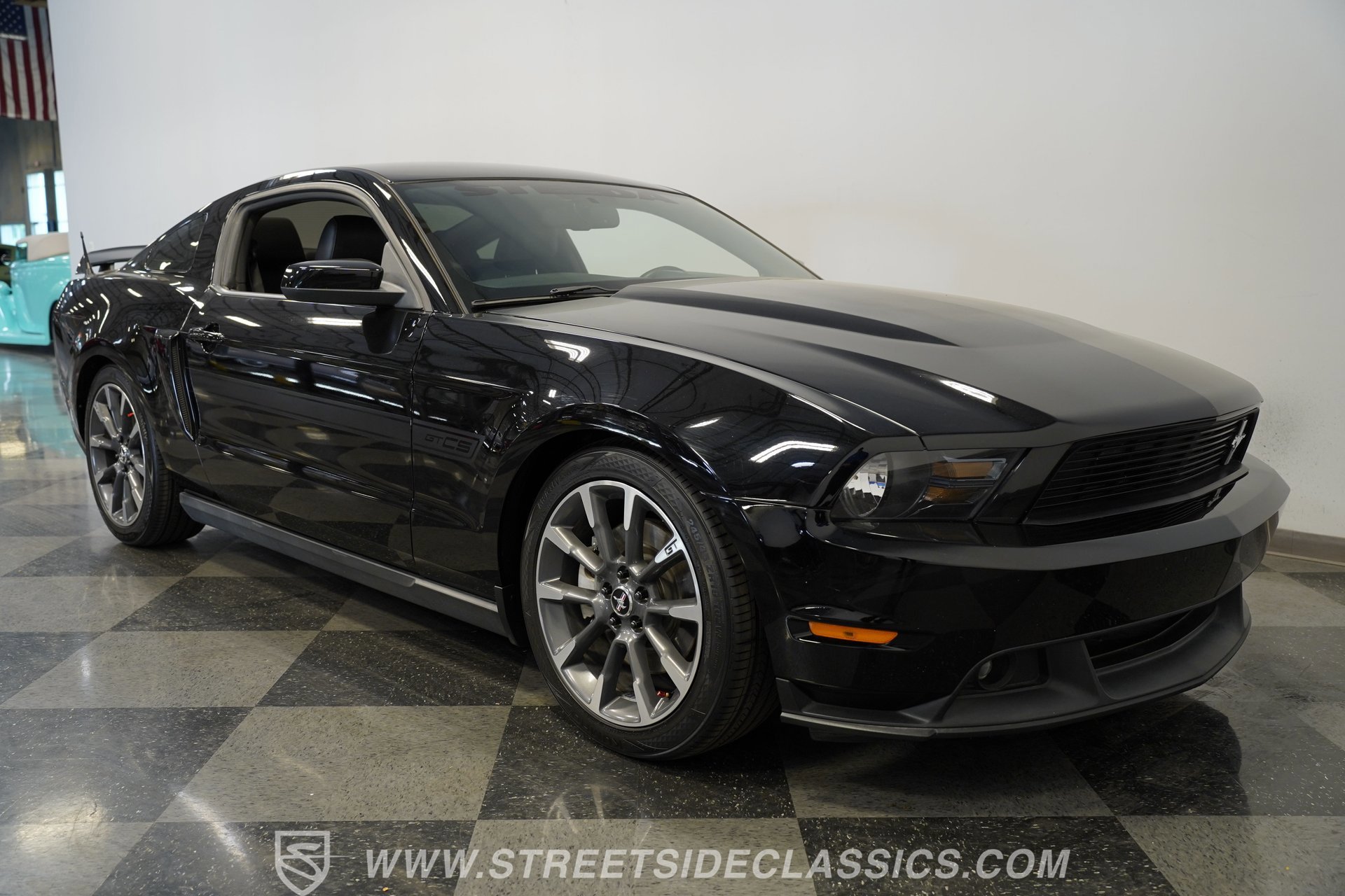 Used 2012 Ford Mustang GT Premium image 17