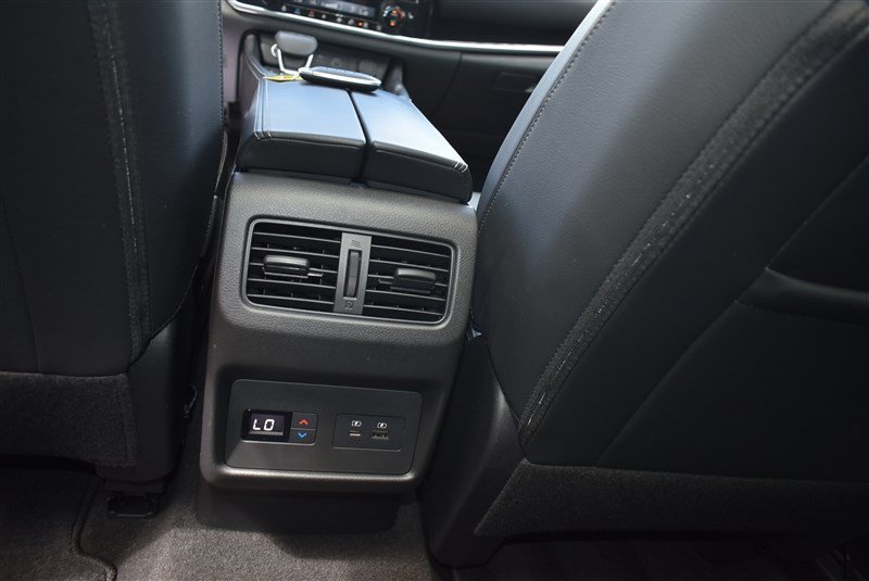 Used 2023 Nissan Rogue SL w/ SL Premium Package AWD/4WD image 24