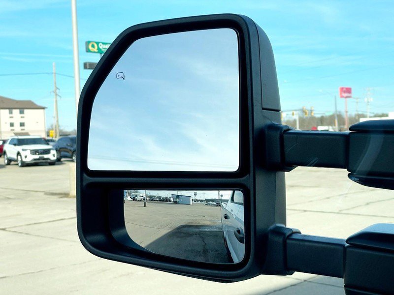 Used 2024 Ford F250 XLT AWD/4WD image 30