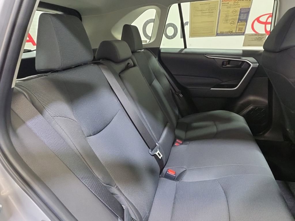 Used 2025 Toyota RAV4 LE image 16