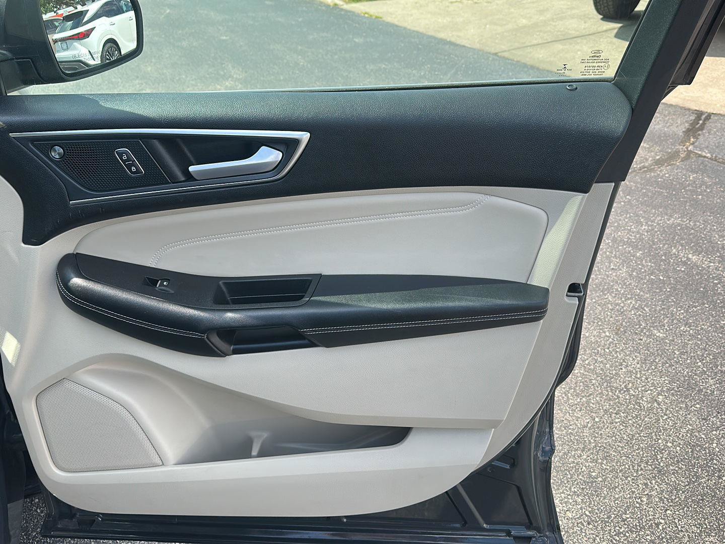 Used 2021 Ford Edge Titanium w/ Cargo Accessory Package FWD image 11