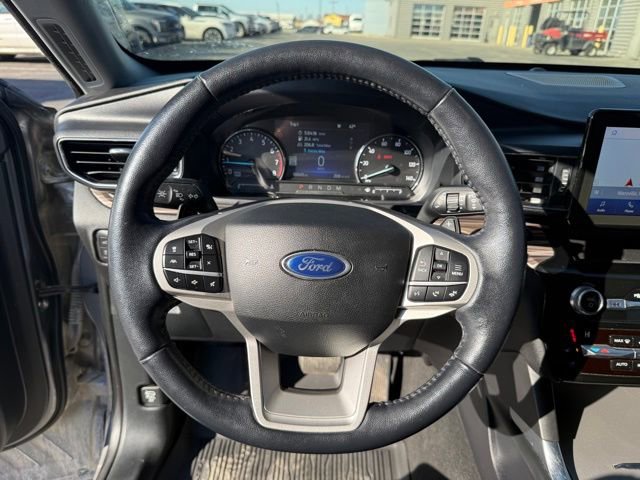 Used 2021 Ford Explorer Limited w/ Hybrid Equipment Group 310A image 10