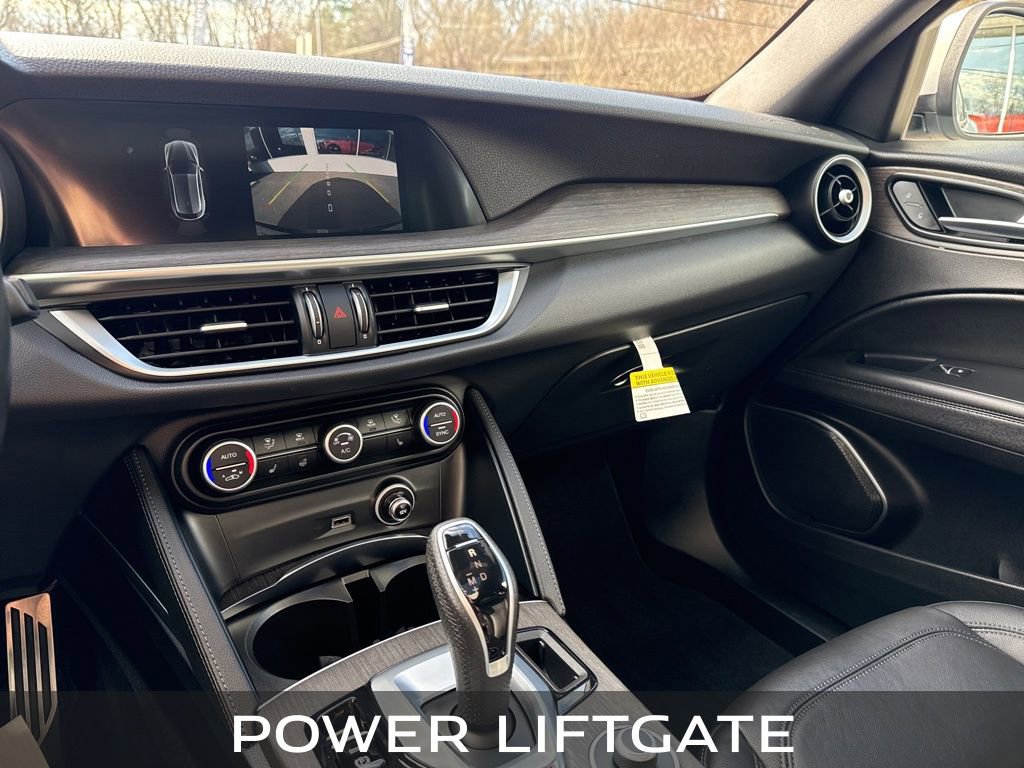 Used 2022 Alfa Romeo Stelvio Ti AWD/4WD image 18