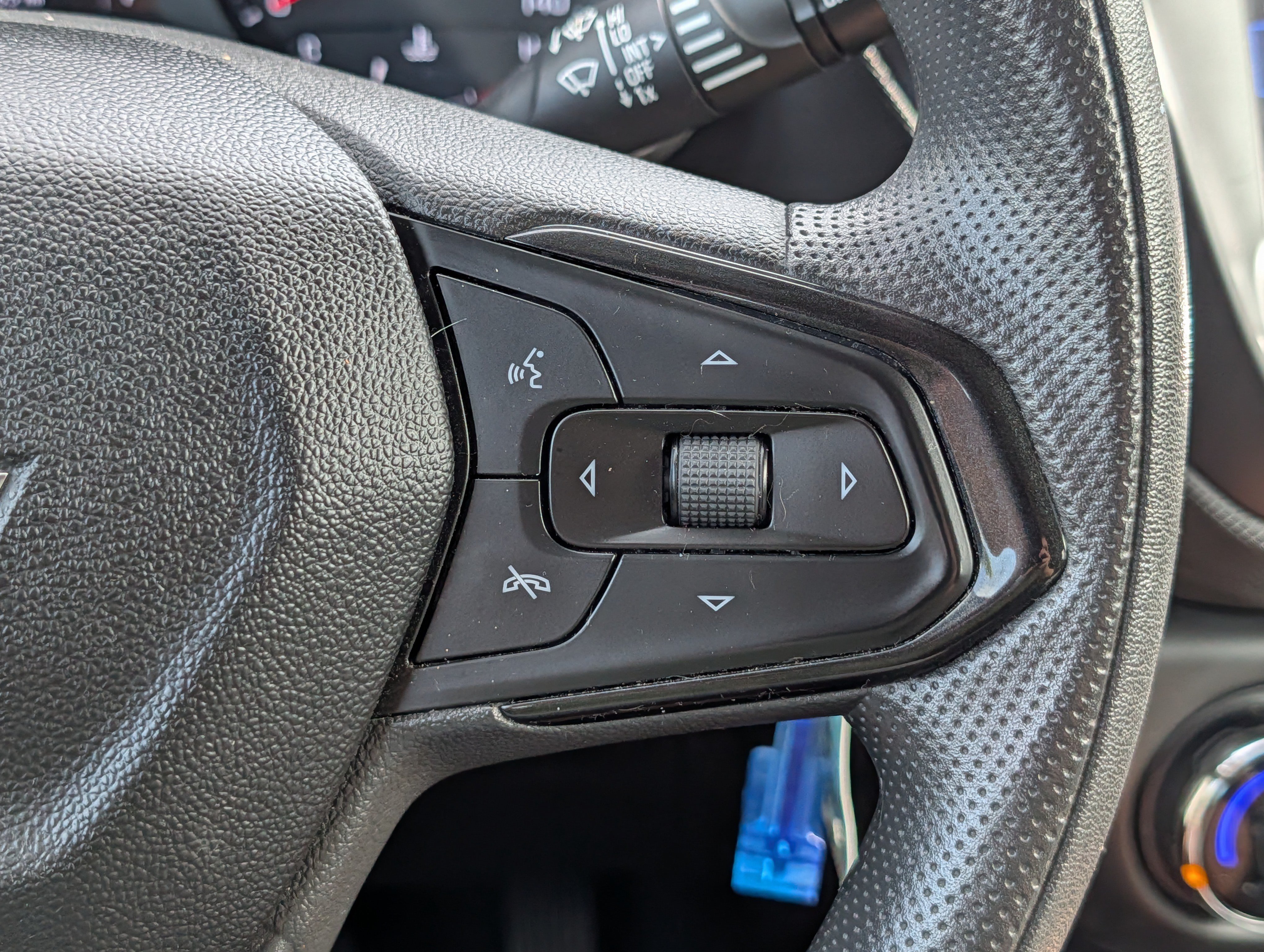Used 2021 Chevrolet TrailBlazer LS AWD/4WD image 30