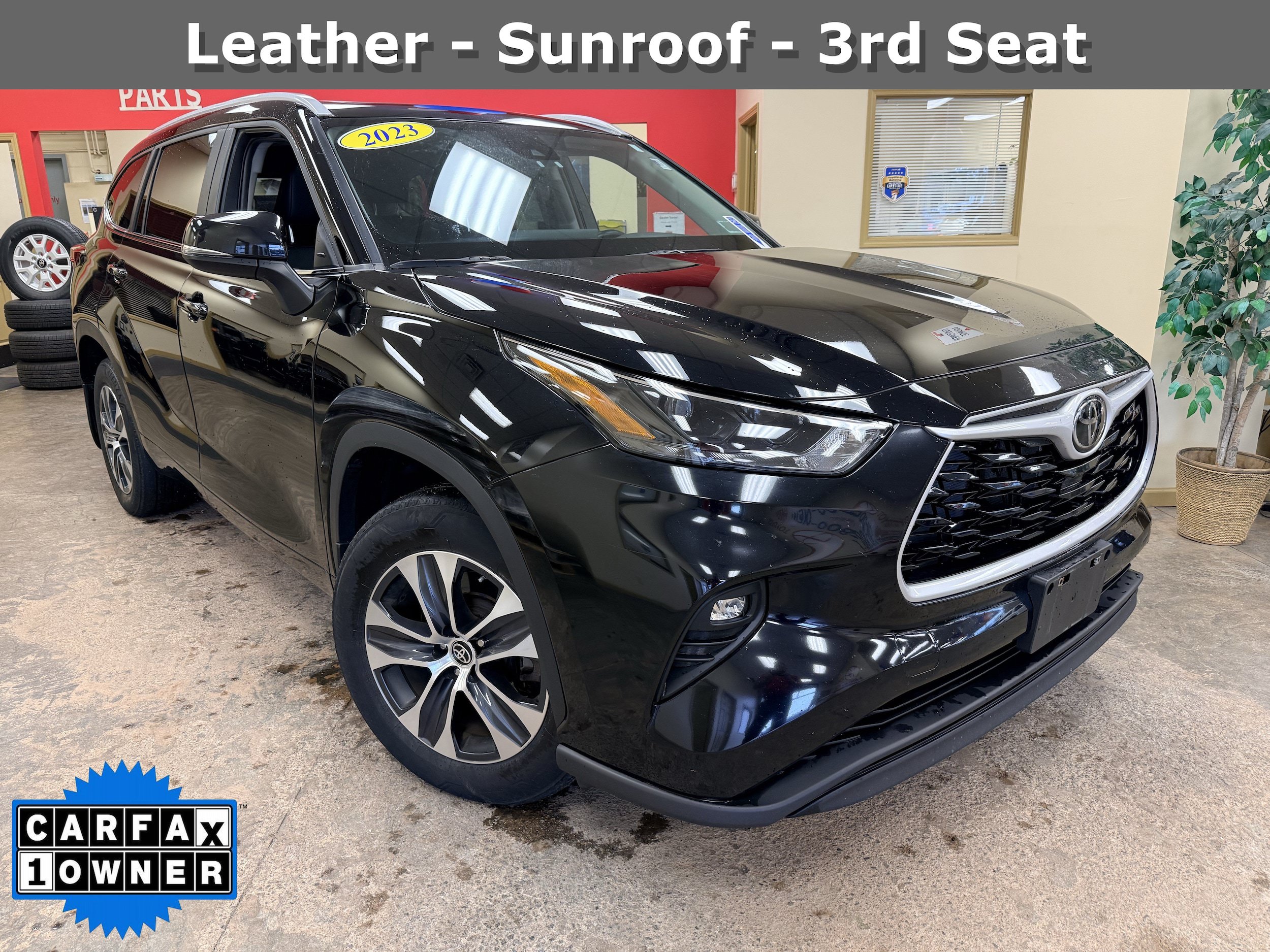 Used 2023 Toyota Highlander XLE