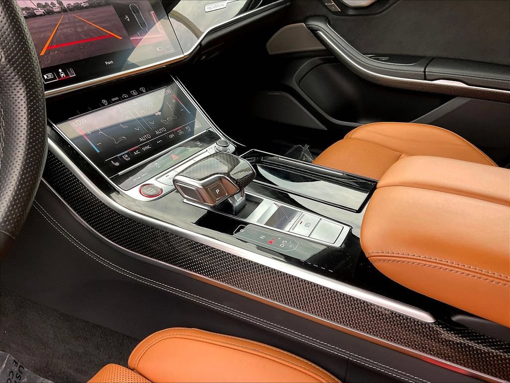 Used 2022 Audi S8 w/ S8 Comfort Plus Package AWD/4WD image 14