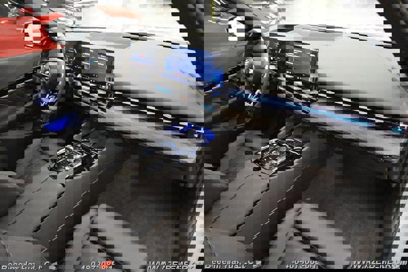 Used 2026 BMW 530i w/ M Sport Package image 18