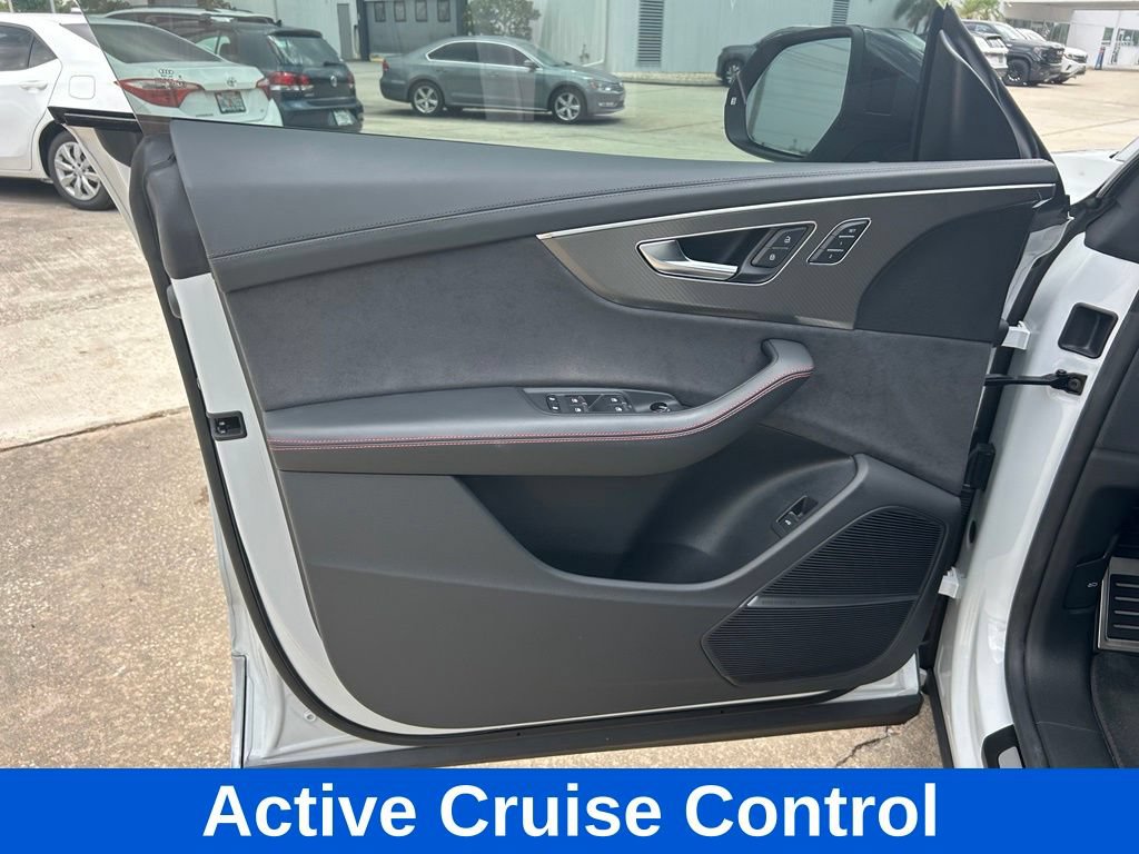 Used 2024 Audi RS Q8 AWD/4WD image 46
