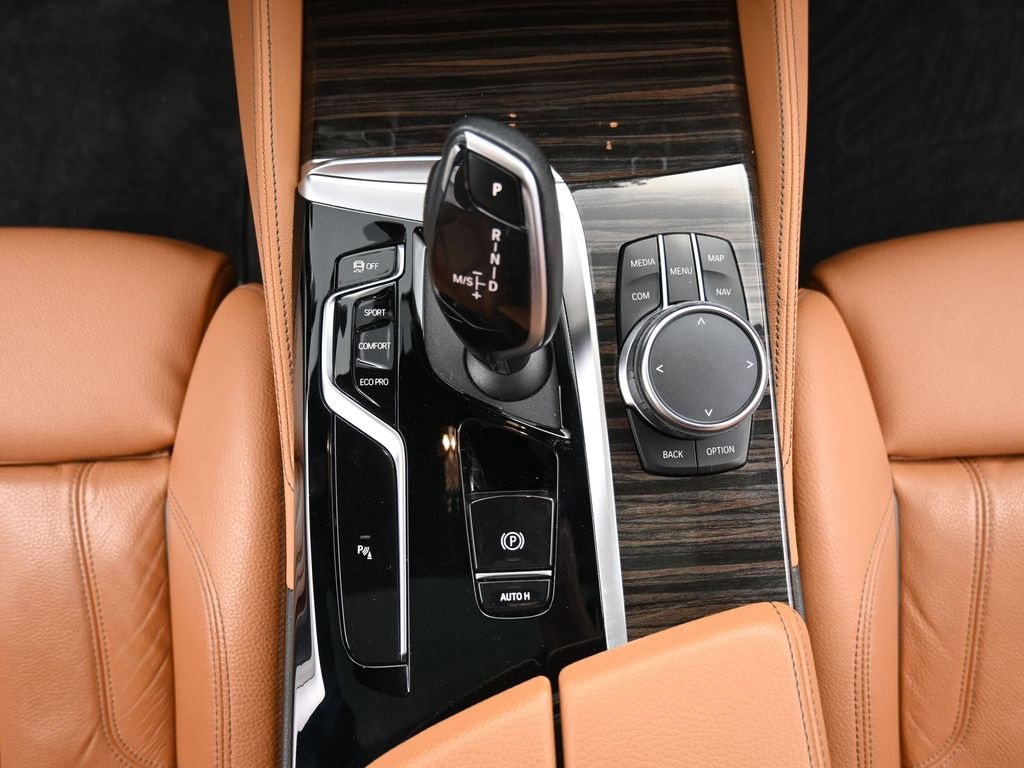 Used 2023 BMW 540i xDrive w/ M Sport Package image 15