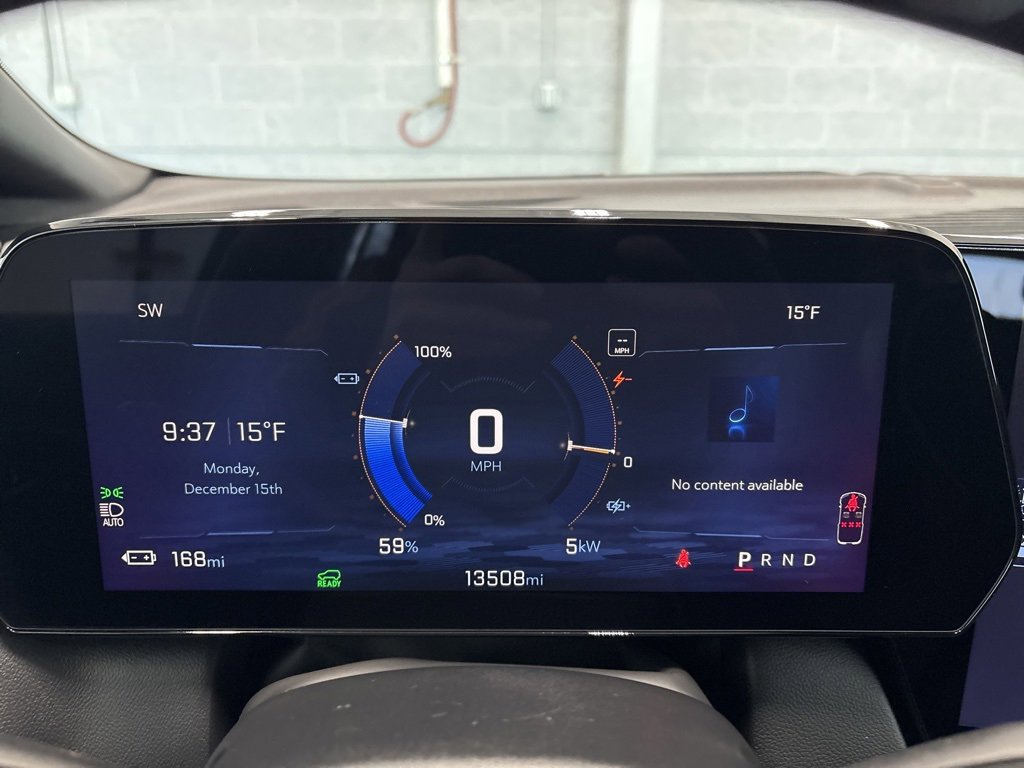 Used 2024 Chevrolet Equinox EV LT image 32