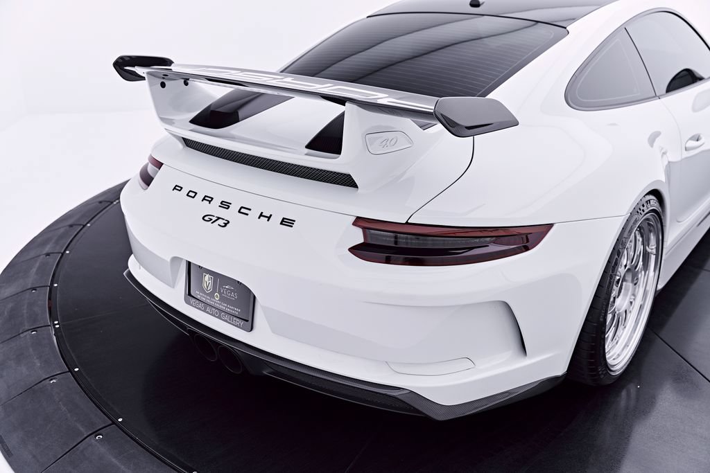 Used 2018 Porsche 911 GT3 RWD image 38