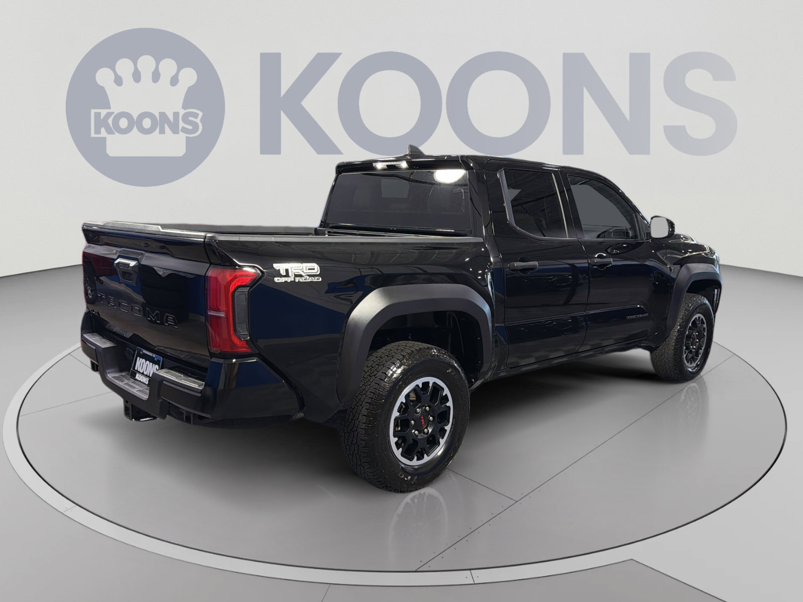 Used 2025 Toyota Tacoma TRD Off-Road AWD/4WD image 7