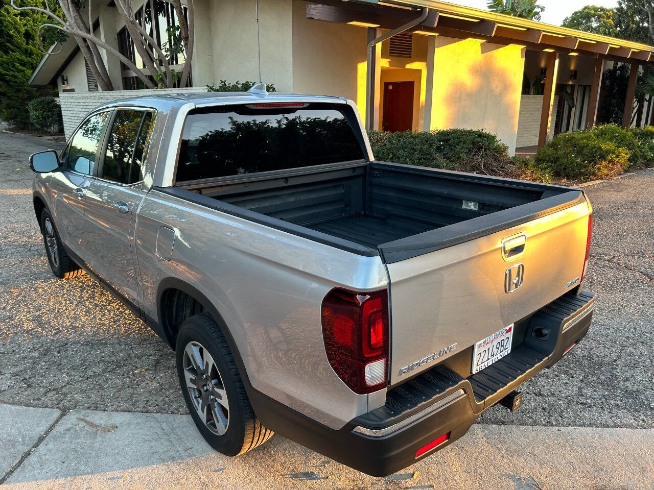 Used 2017 Honda Ridgeline RTL-T image 23