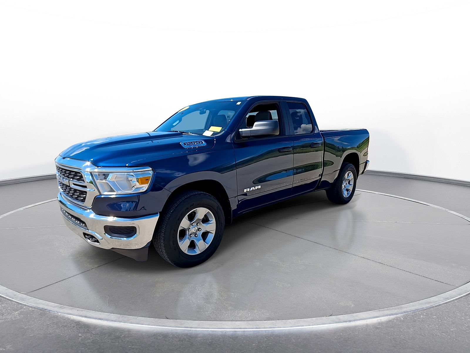 Used 2023 RAM 1500 Big Horn AWD/4WD image 4