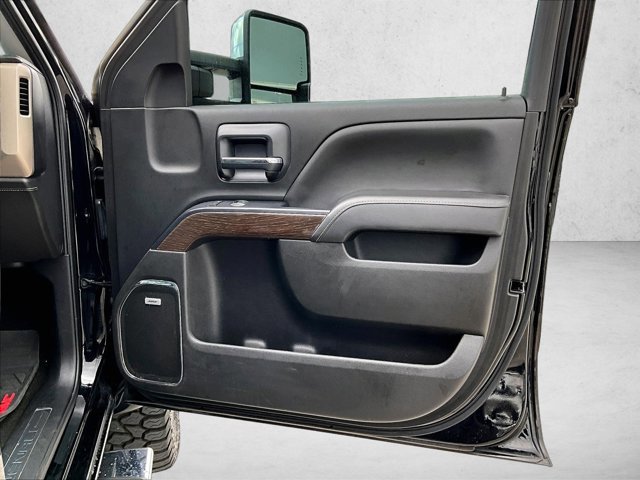 Used 2018 GMC Sierra 2500 Denali w/ Duramax Plus Package image 19