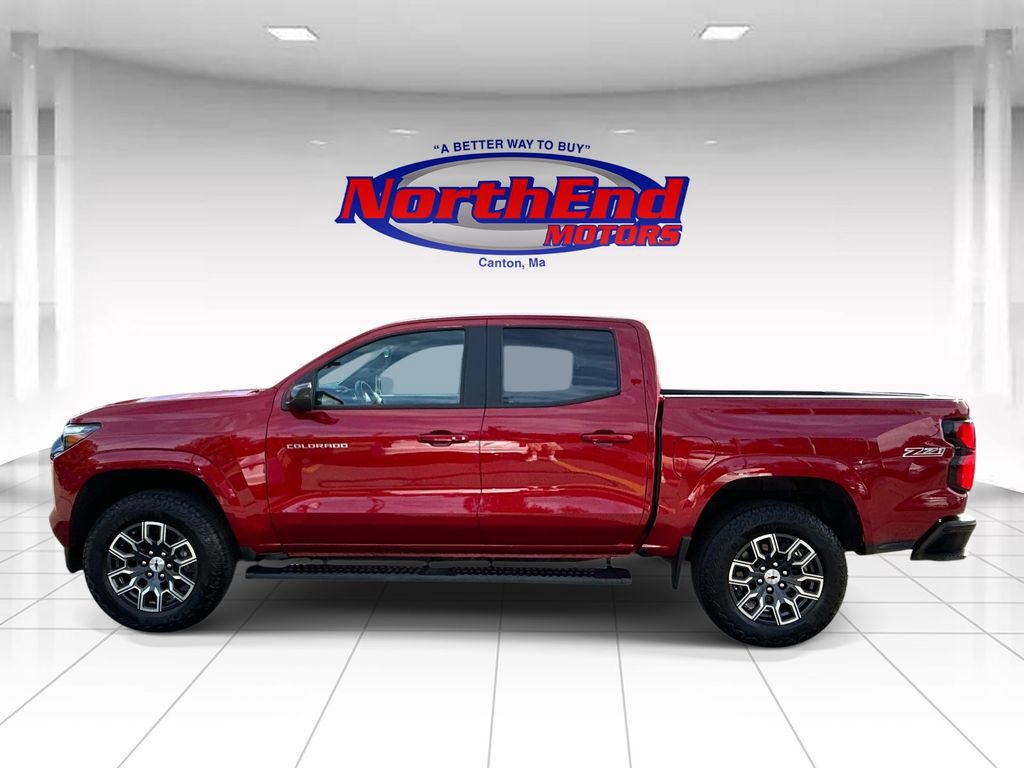 Used 2025 Chevrolet Colorado Z71 AWD/4WD image 6