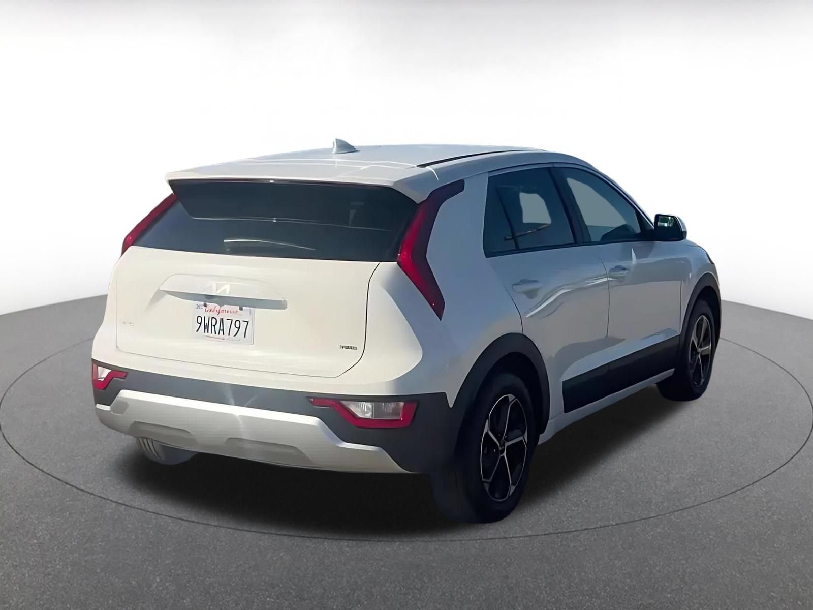 Used 2026 Kia Niro LX FWD image 14
