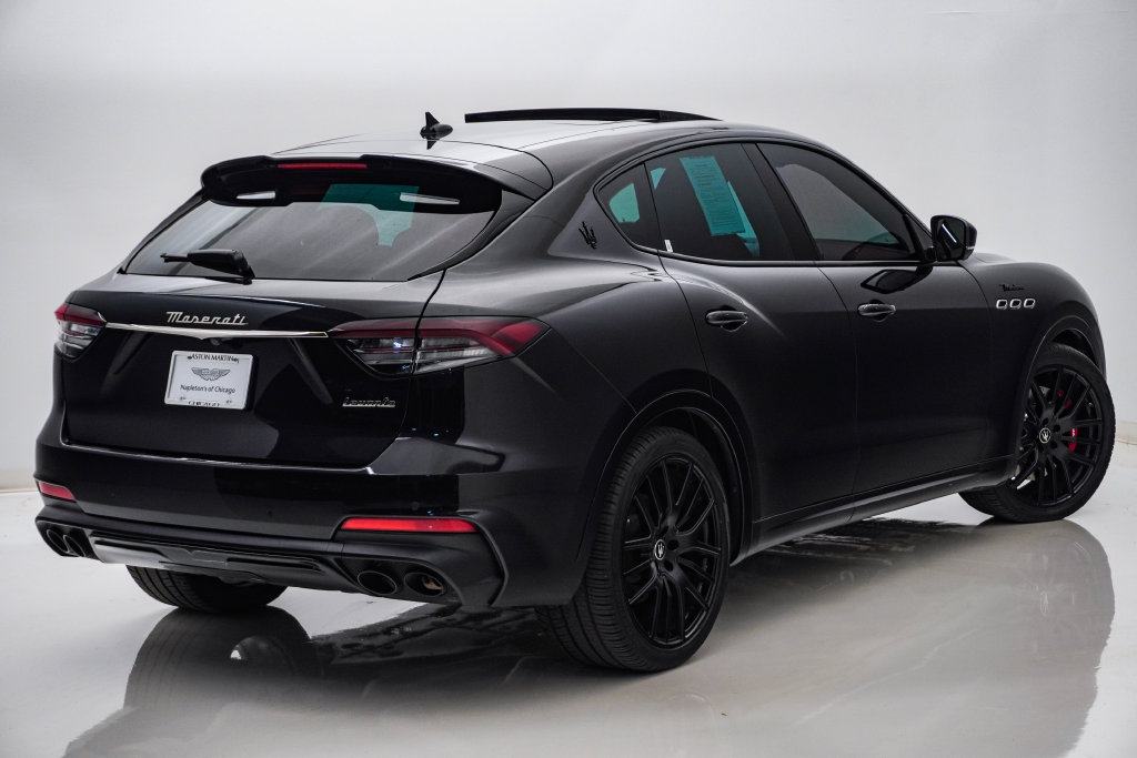 Used 2022 Maserati Levante Modena AWD/4WD image 11