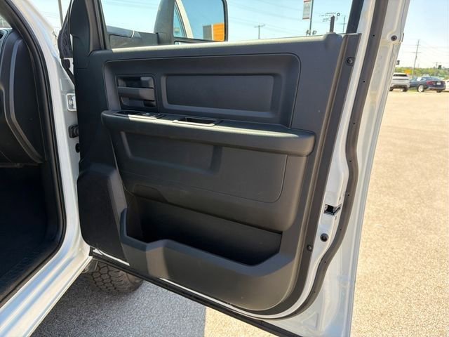 Used 2024 RAM 2500 Tradesman w/ Chrome Appearance Group AWD/4WD image 35