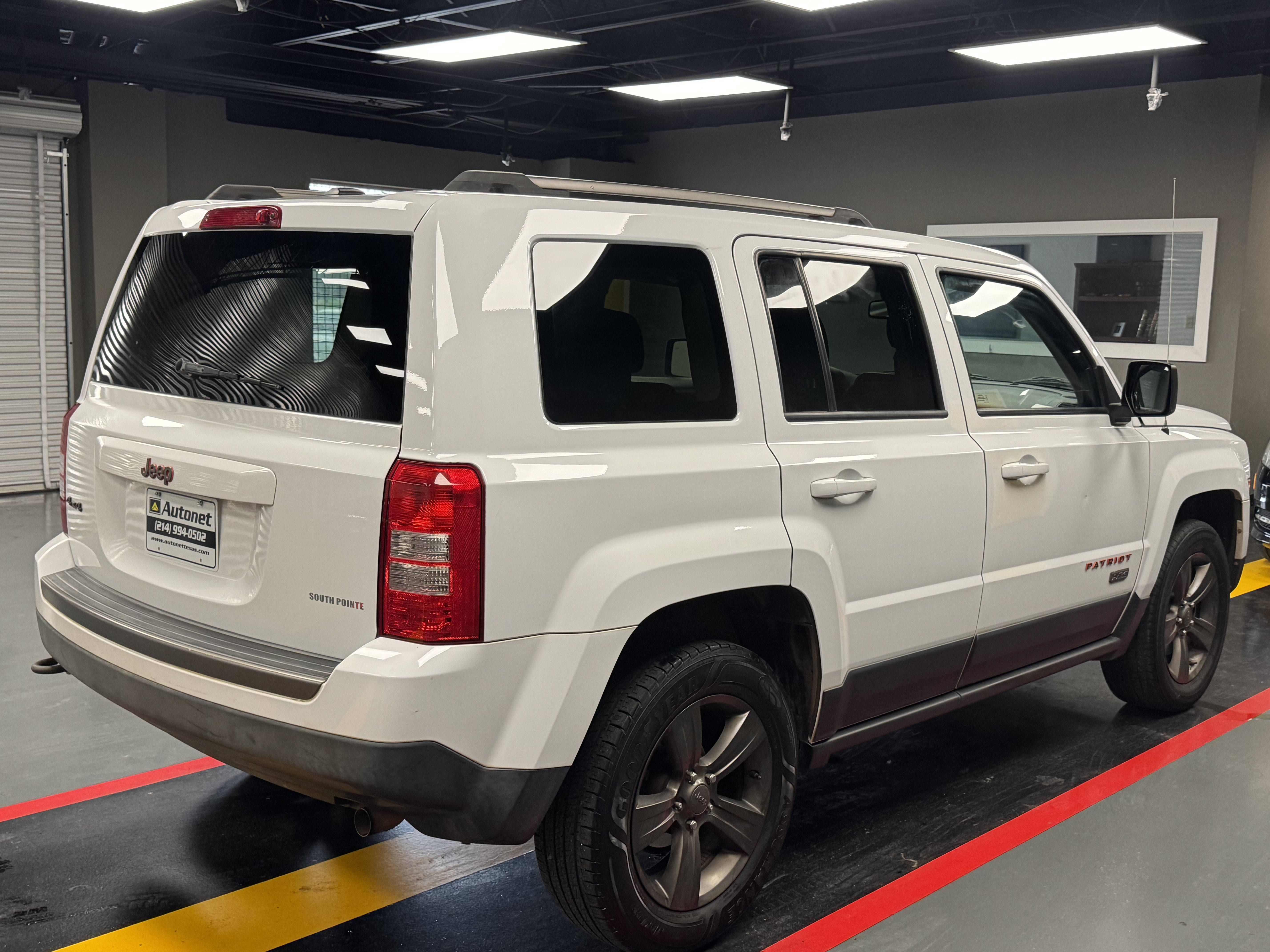 Used 2016 Jeep Patriot 75th Anniversary w/ Power Value Group AWD/4WD image 6