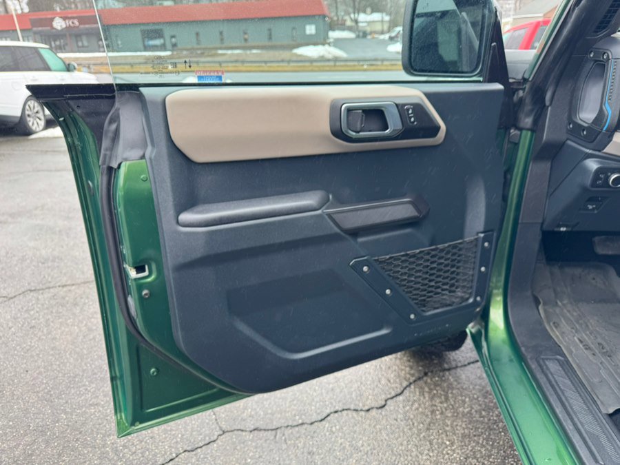 Used 2024 Ford Bronco Wildtrak image 14