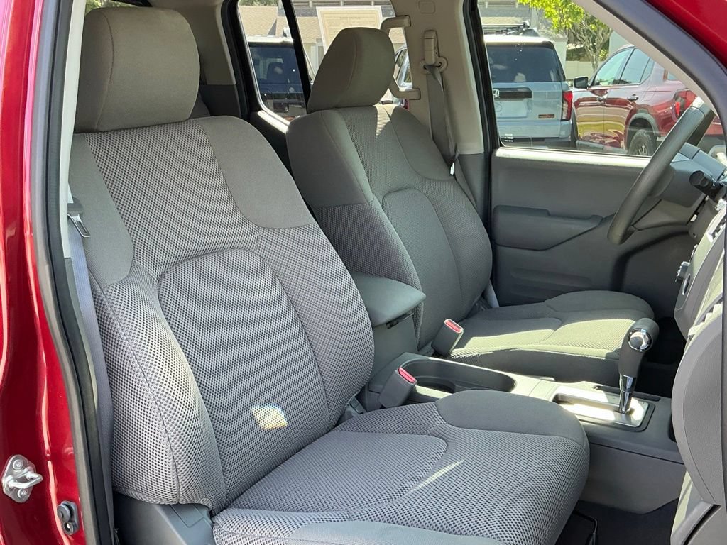 Used 2019 Nissan Frontier SV RWD image 26