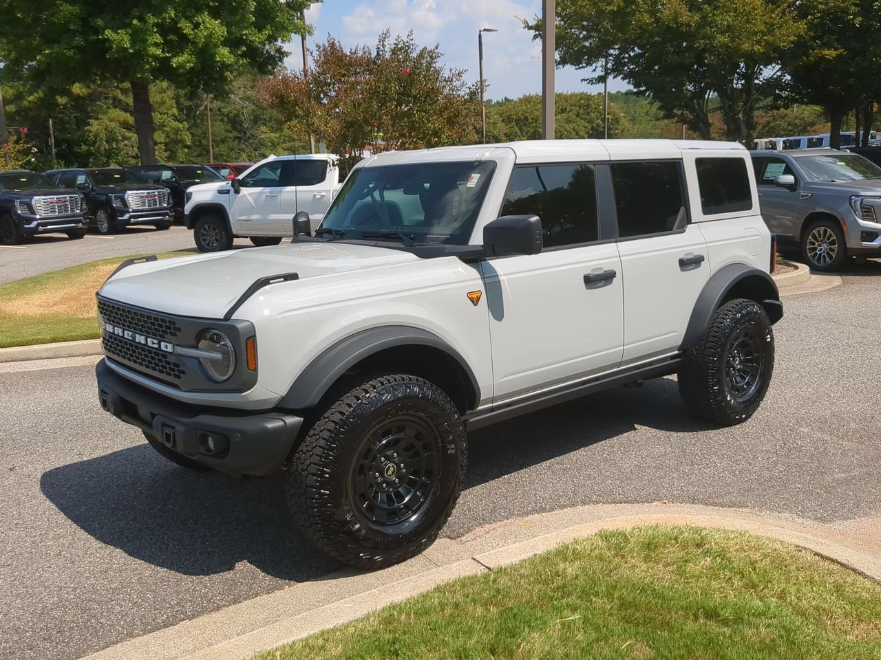 Used 2026 Ford Bronco Badlands AWD/4WD image 4
