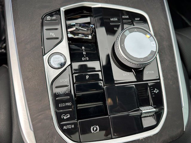 Used 2024 BMW X7 xDrive40i w/ Executive Package AWD/4WD image 27