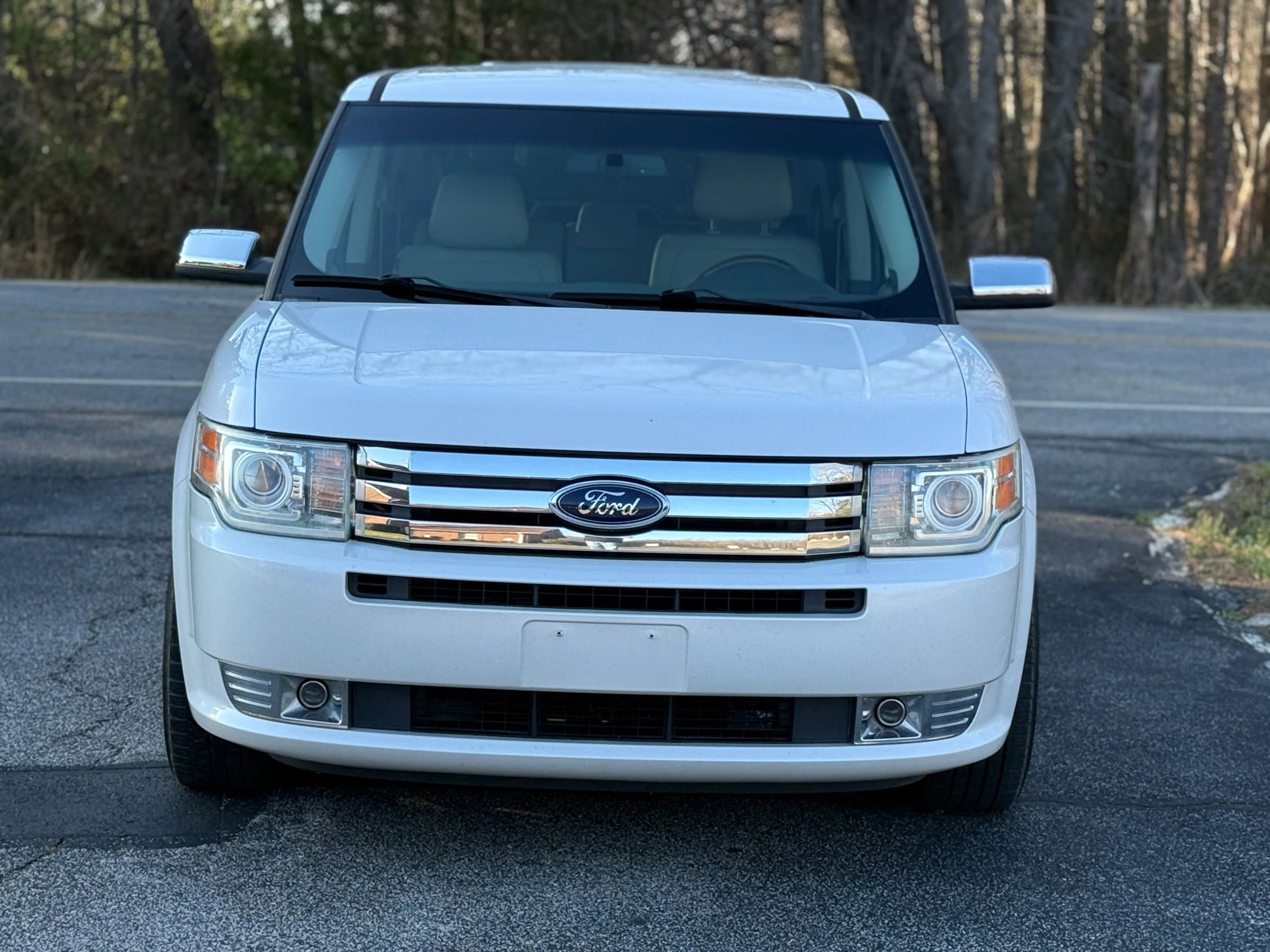 Used 2011 Ford Flex Limited w/ Trailer Tow Pkg Class III FWD image 2