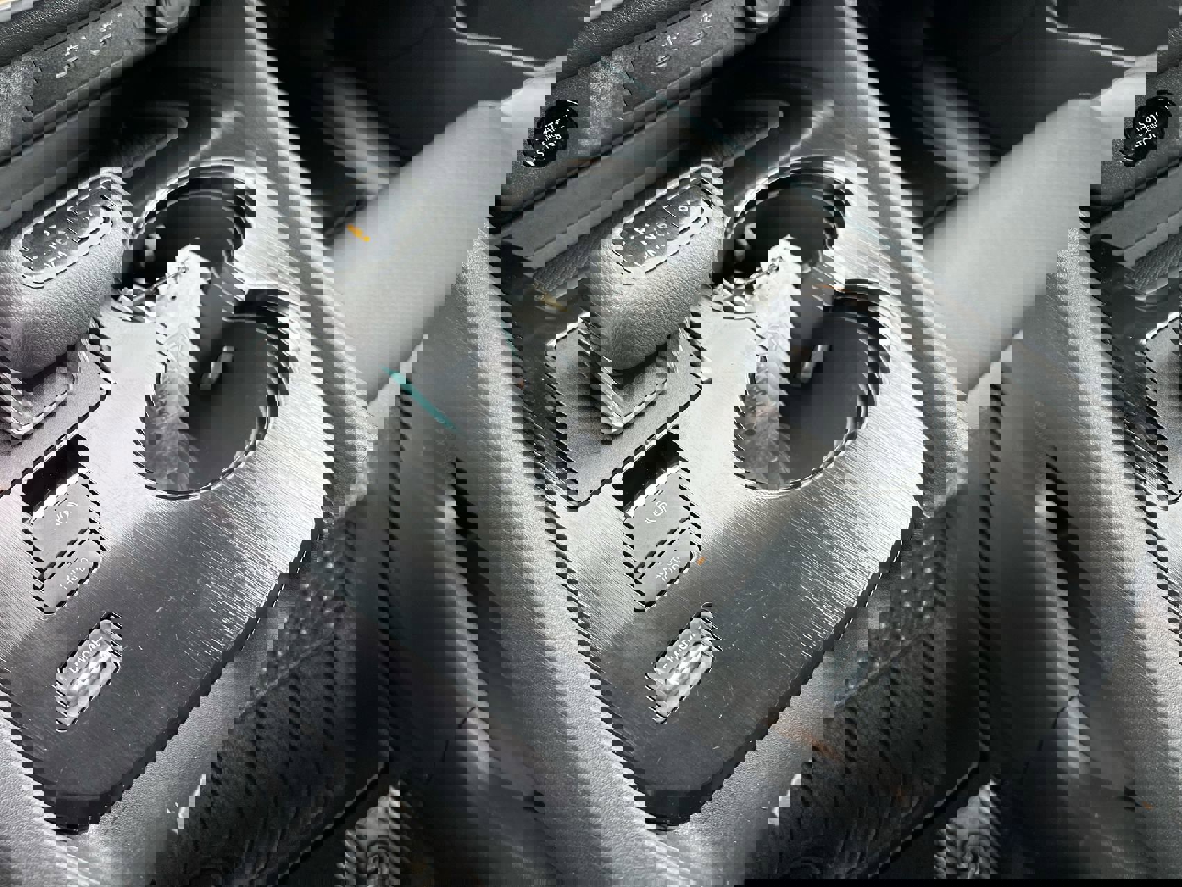 Used 2024 Nissan Rogue SV w/ SV Premium Package image 19