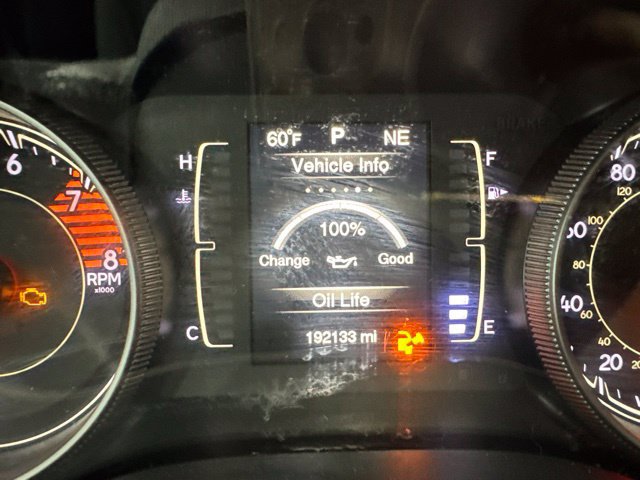 Used 2016 Jeep Cherokee Latitude w/ Cold Weather Group AWD/4WD image 30