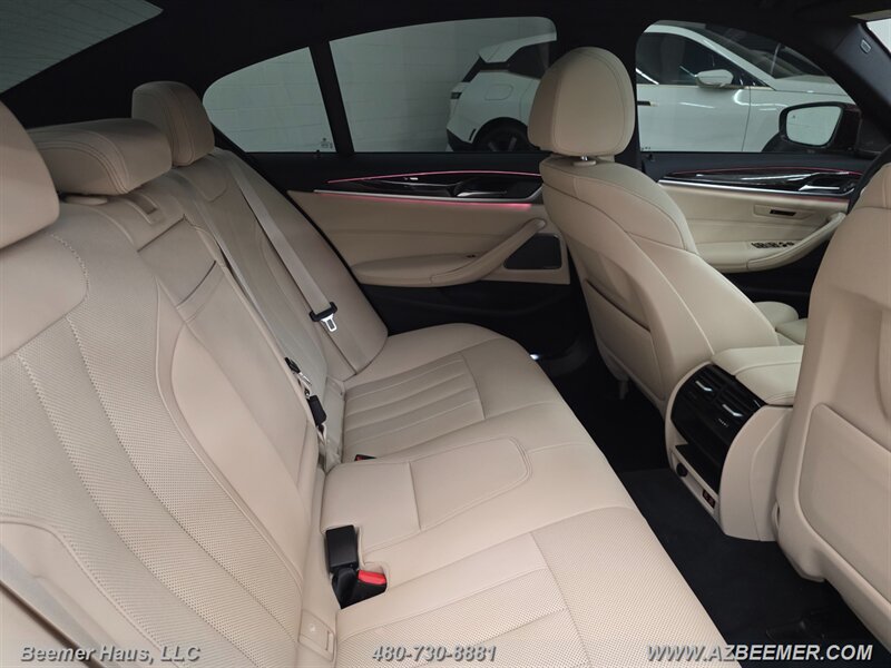 Used 2023 BMW 530i w/ M Sport Package RWD image 34