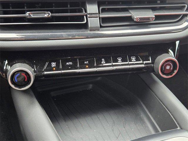 Certified 2024 Chevrolet Equinox EV RS image 18