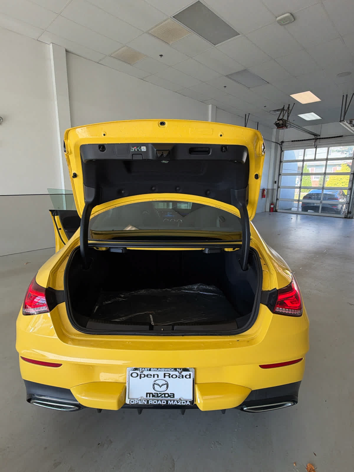 Used 2023 Mercedes-Benz CLA 250 4MATIC image 11