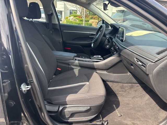 Used 2022 Hyundai Sonata SE w/ Cargo Package image 10