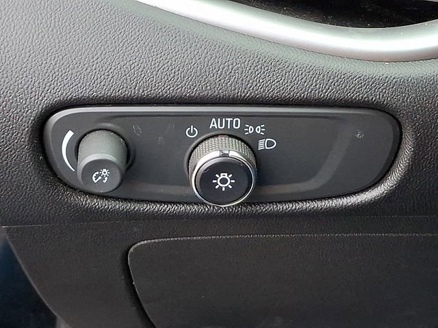 Used 2024 Chevrolet Malibu LT image 30