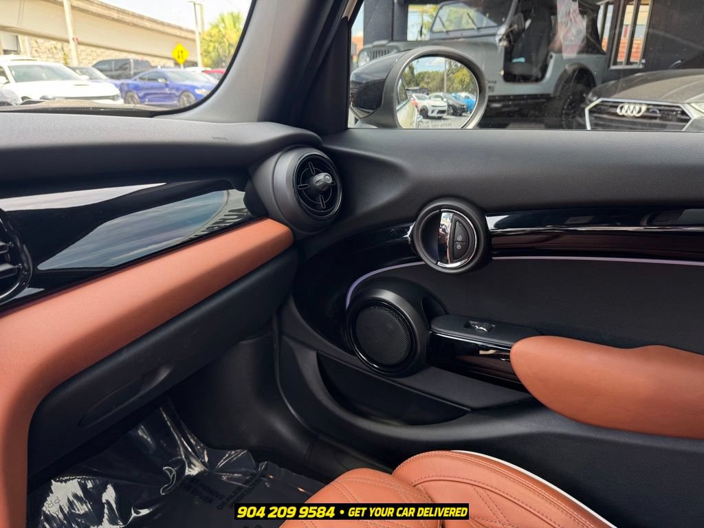 Used 2023 MINI Cooper S w/ Signature Upholstery Package FWD image 19