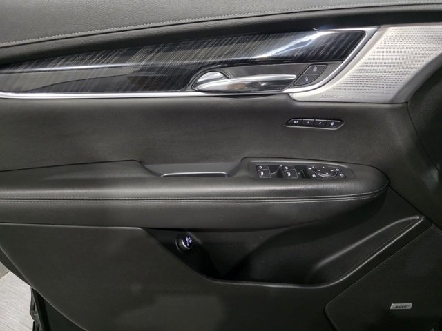 Used 2020 Cadillac XT6 Premium Luxury image 10