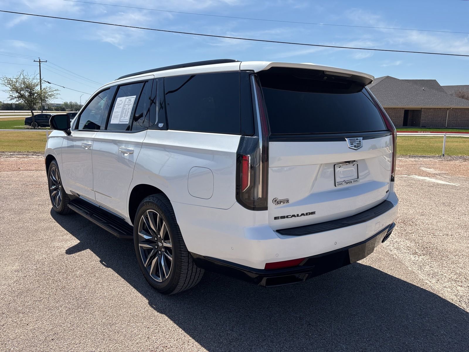 Used 2022 Cadillac Escalade Sport Platinum image 4