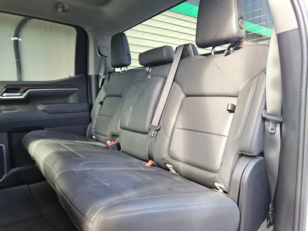 Used 2025 GMC Sierra 1500 SLT image 18
