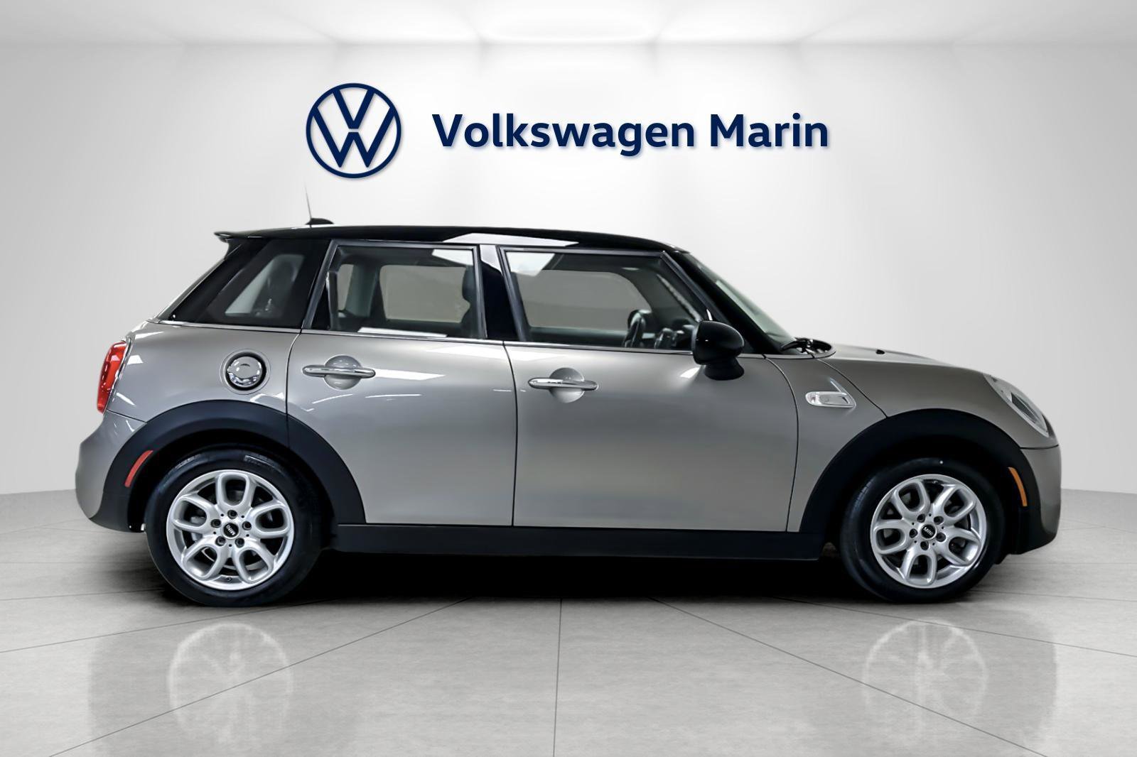 Used 2017 MINI Cooper S image 6