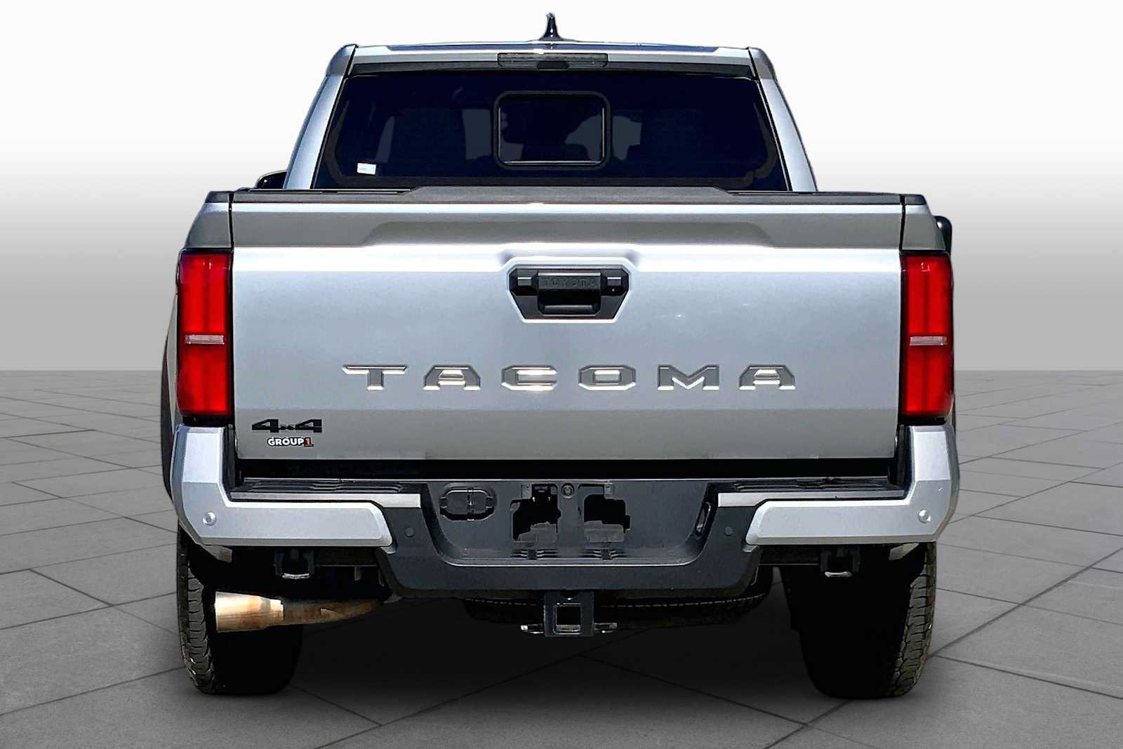 Used 2025 Toyota Tacoma TRD Off-Road w/ TRD Off Road Upgrade Package AWD/4WD image 5